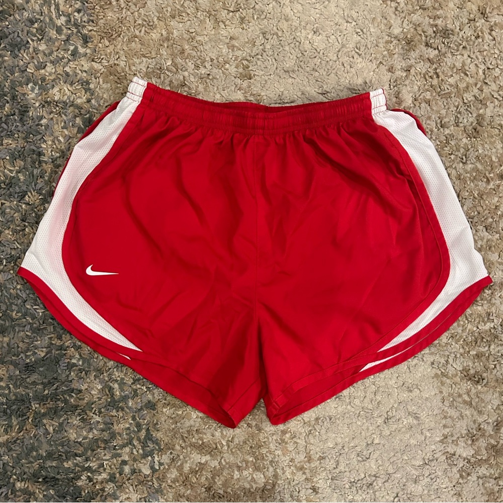 NIKE RUNNING SHORTS!
- rich red color
- size medium